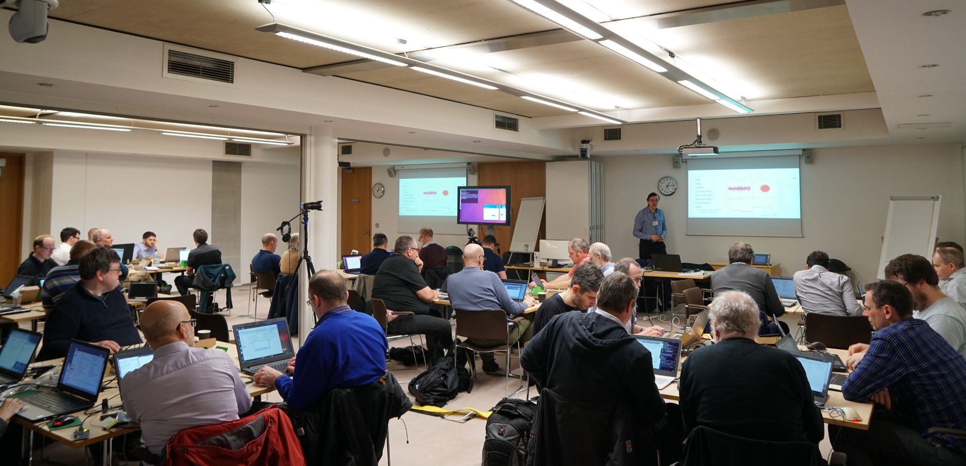 Introduction to software-defined radio with LimeSDR workshop, OSHUG #56.